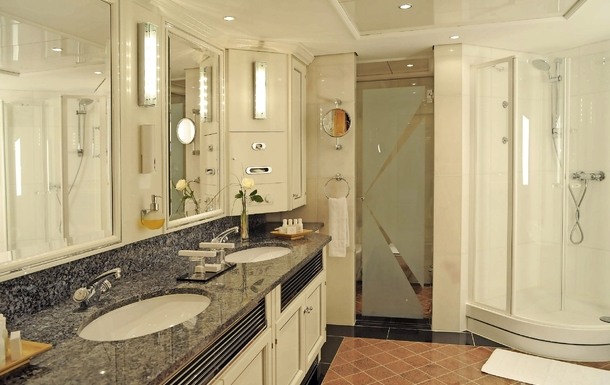 Badezimmer im Maritim Hotel Frankfurt