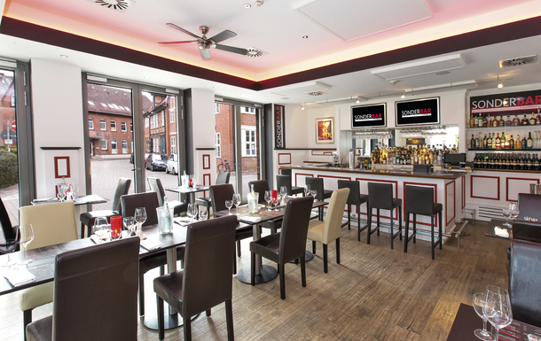 RedGrill-Sonderbar des DORMERO Hotel Altes Kaufhaus in Lüneburg