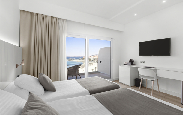 Doppelzimmer mit zwei Einzelbetten im Hotel El Cid auf Mallorca